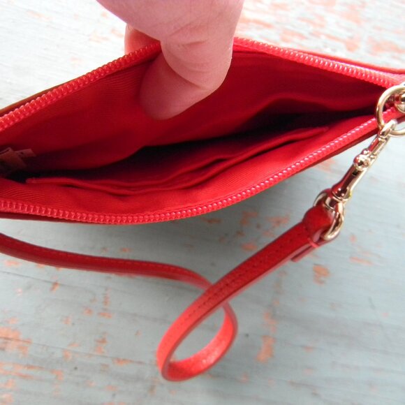 COACH RED/PINK PEBBLE LEATHER WRISTLET WALLET - Picture 5 of 5